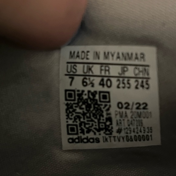 Adidas, WOMAN, LITE RACER ADAPT 4.0 SHOE - RUNNING, SIZE - 7.5 | lightly used - Picture 3 of 3